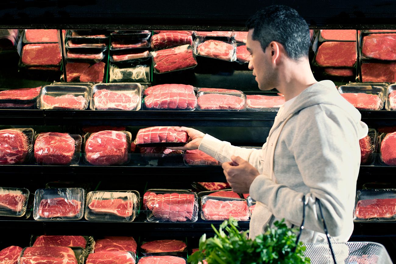 Beef shopping at the grocery store image courtesy of the Virginia beef council - Popular BBQ Beef shopping at the grocery store image courtesy of the Virginia beef council
