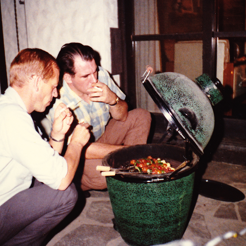 vierkant-the-history-of-big-green-egg-2020m03-800x800-3 - Popular BBQ Vierkant the history of big green egg 2020m03 800×800 3