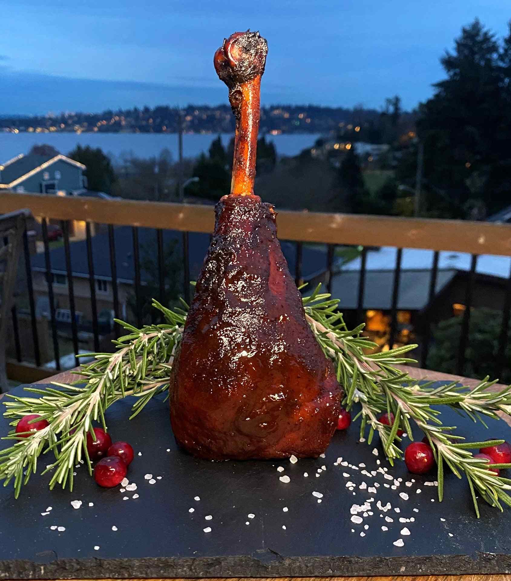 holiday-turkey-leg_2_c0250f08-2268-4bea-a813-dbe68b5800c7 - Popular BBQ Holiday turkey leg 2 2268 4bea a813